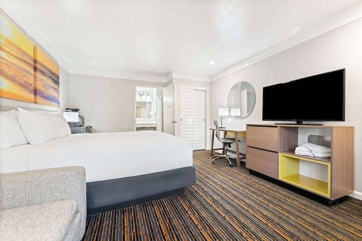 Room 20 of 112