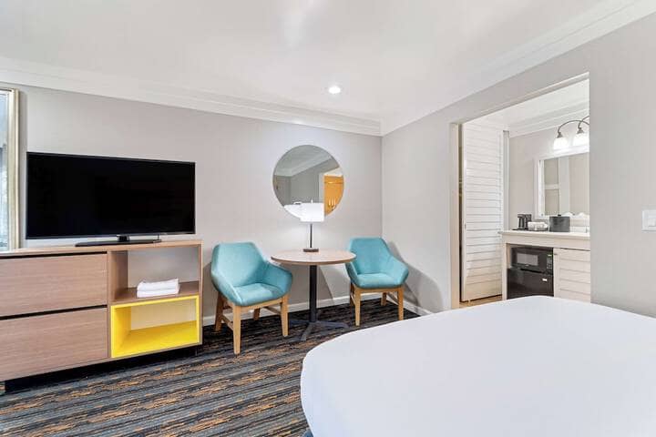 Room 32 of 112