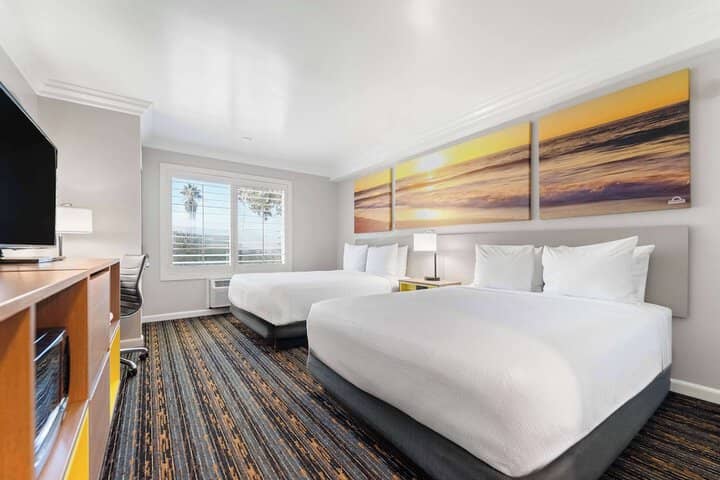 Room 50 of 112